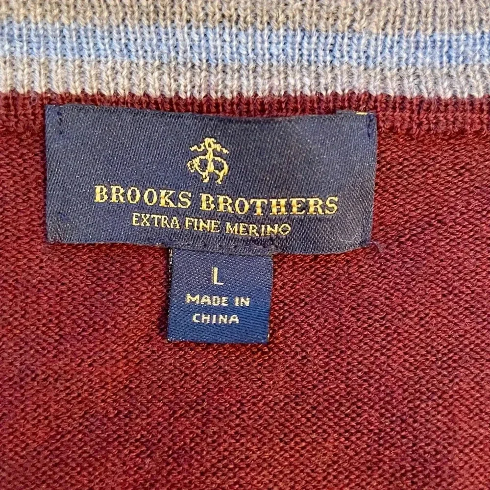 BROOKS BROTHERS Sweater Men's Size L 100% Extra Fine Merino Wool V Neck Burgundy